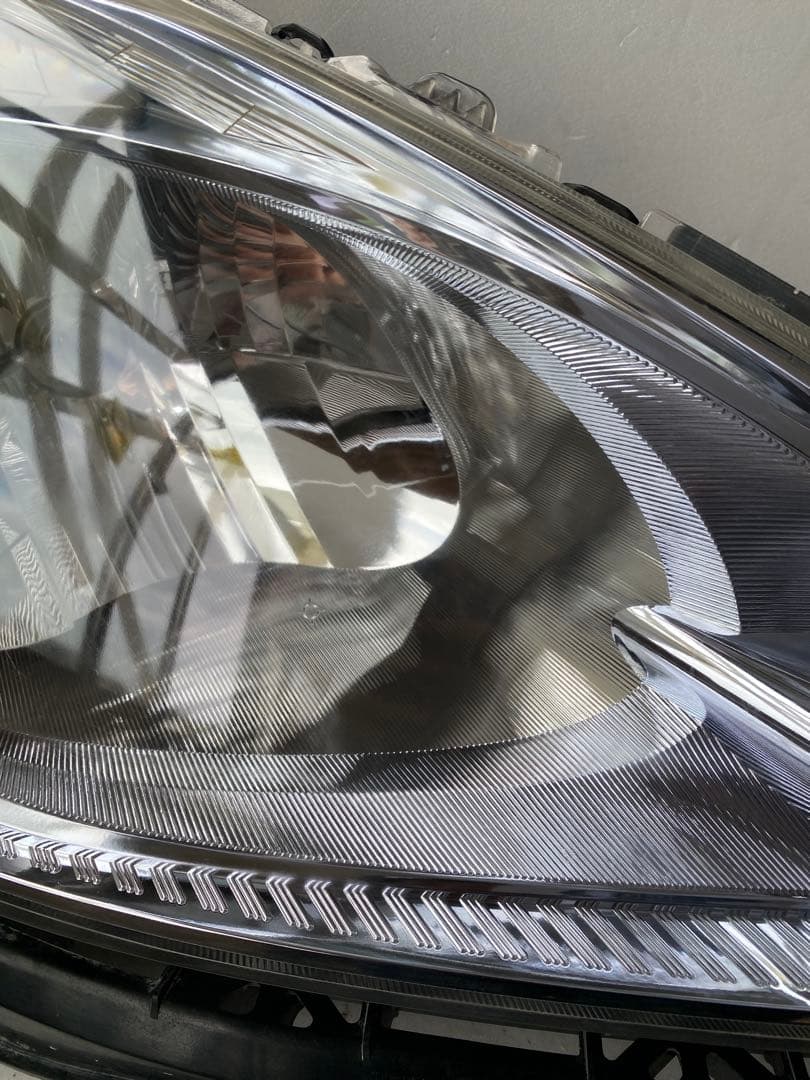 ホンダ フィット GE GP 純正ヘッドライト 左右セット ハロゲン HID