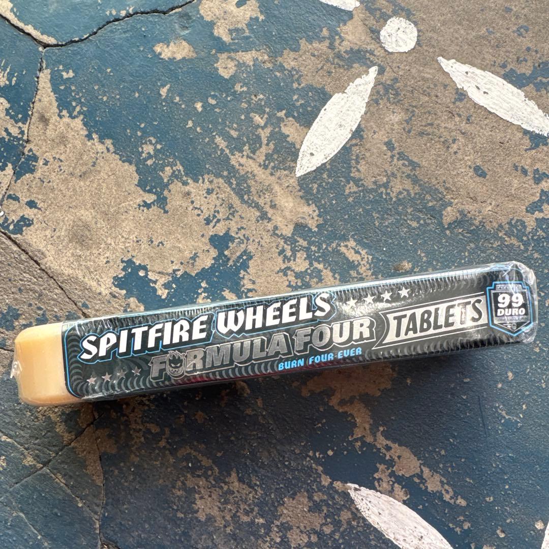 Spitfire フォーマル4タブレット 55mm99a定価¥9,130