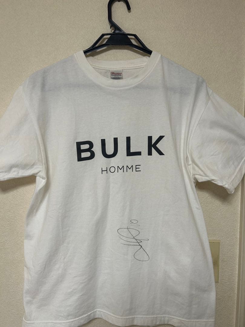 エムバペ　直筆サイン入りTシャツ