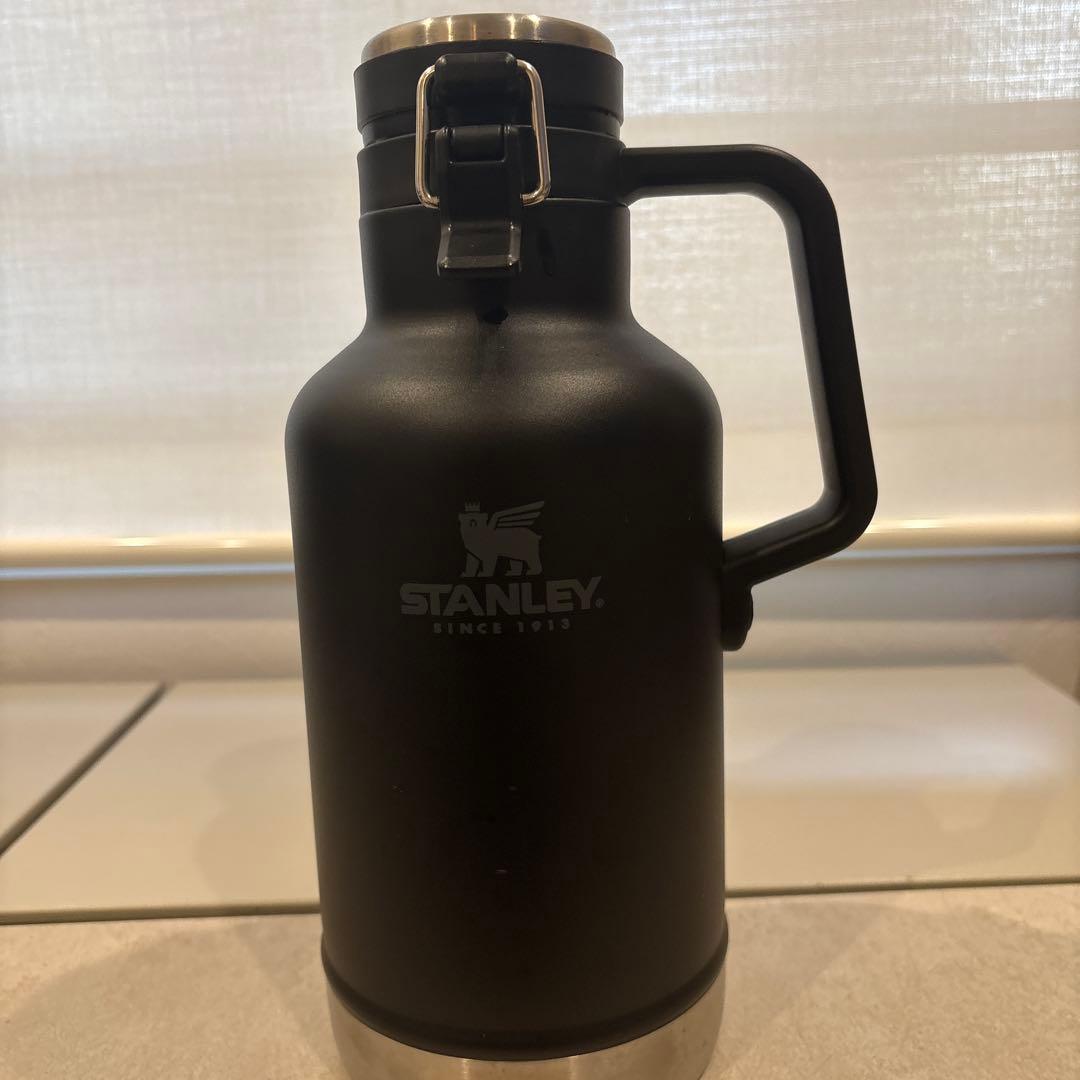 STANLEY(スタンレー) クラシック真空グロウラー 1.9L 黒色