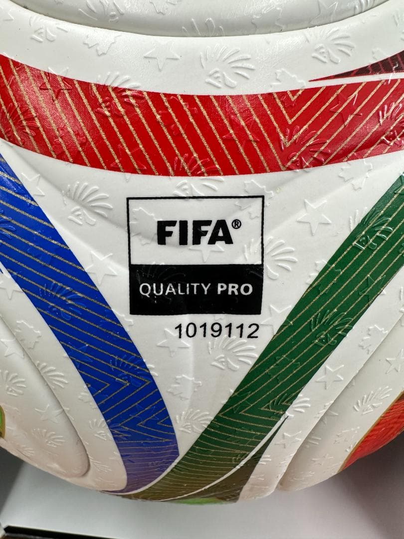 【新品】adidas　サッカーボール　トリオンダプロ　5号球　ADF520