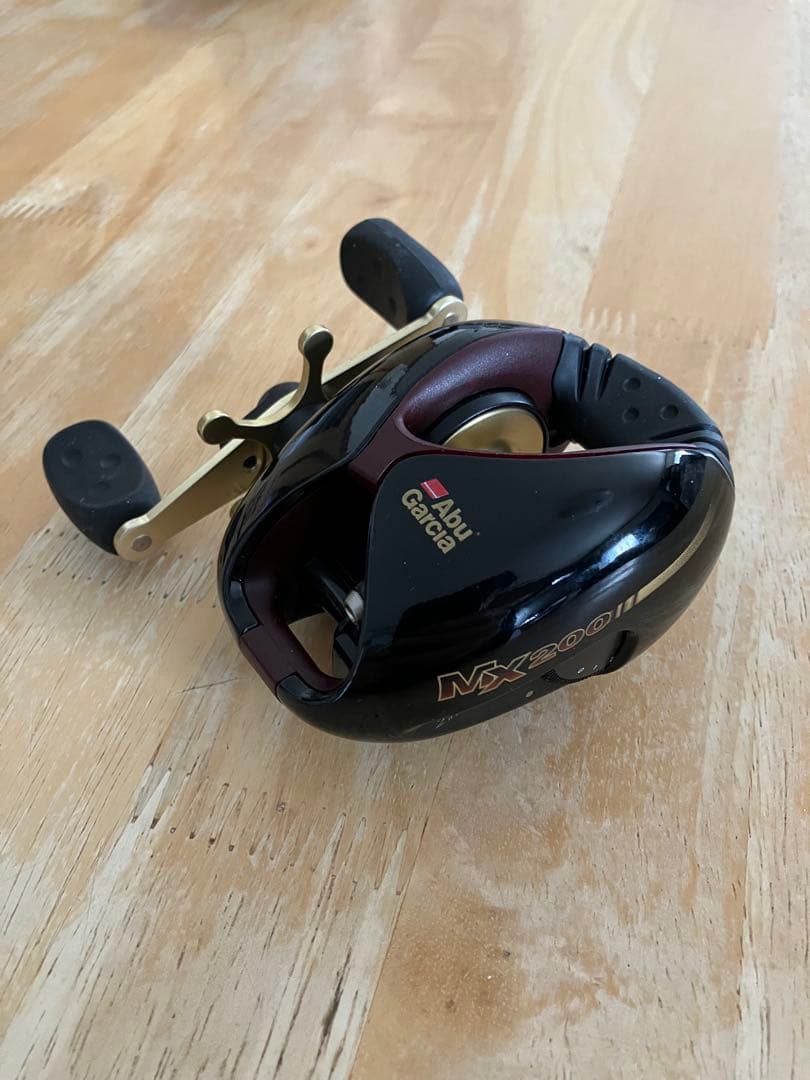 Abu Garcia MX200 ベイトリール