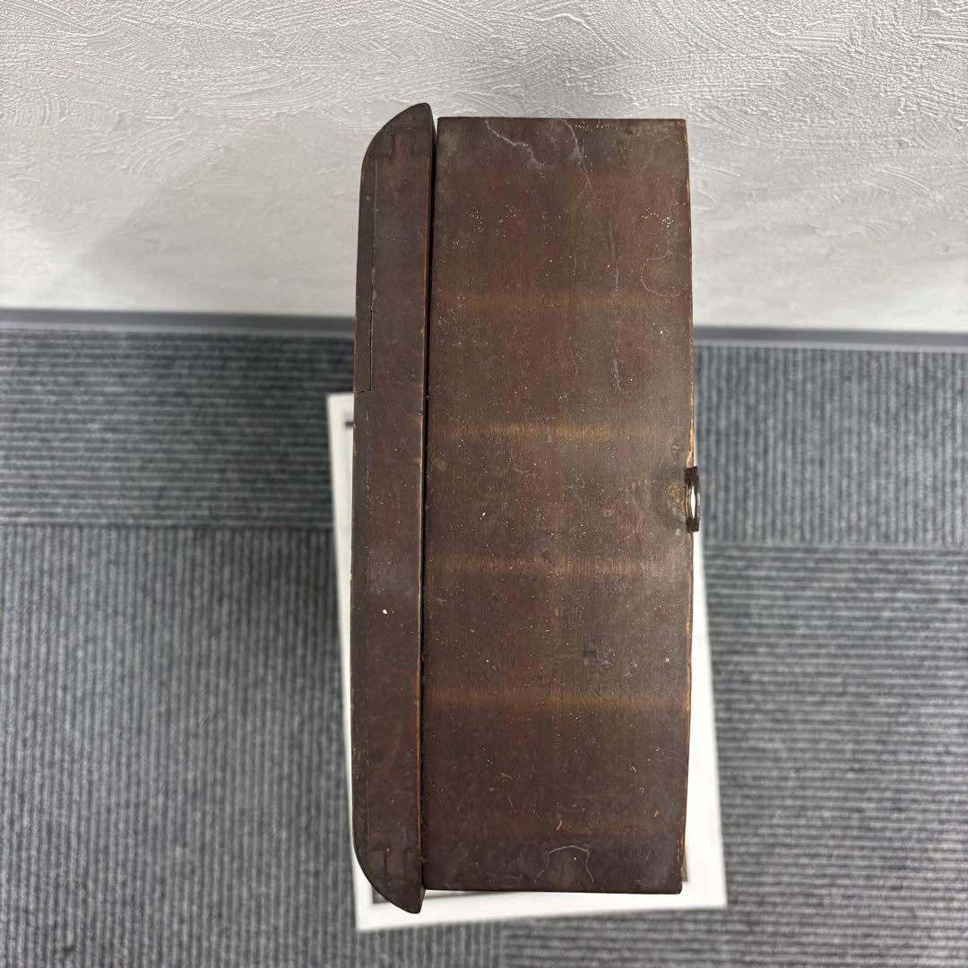 クラシック木製掛時計 振り子付き　ジャンク品