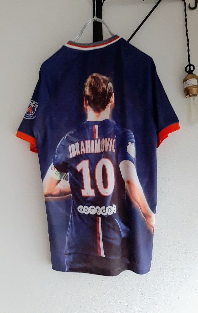 ウェア PARIS SAINT GERMAIN ZLATAN IBRAHIMOVIC