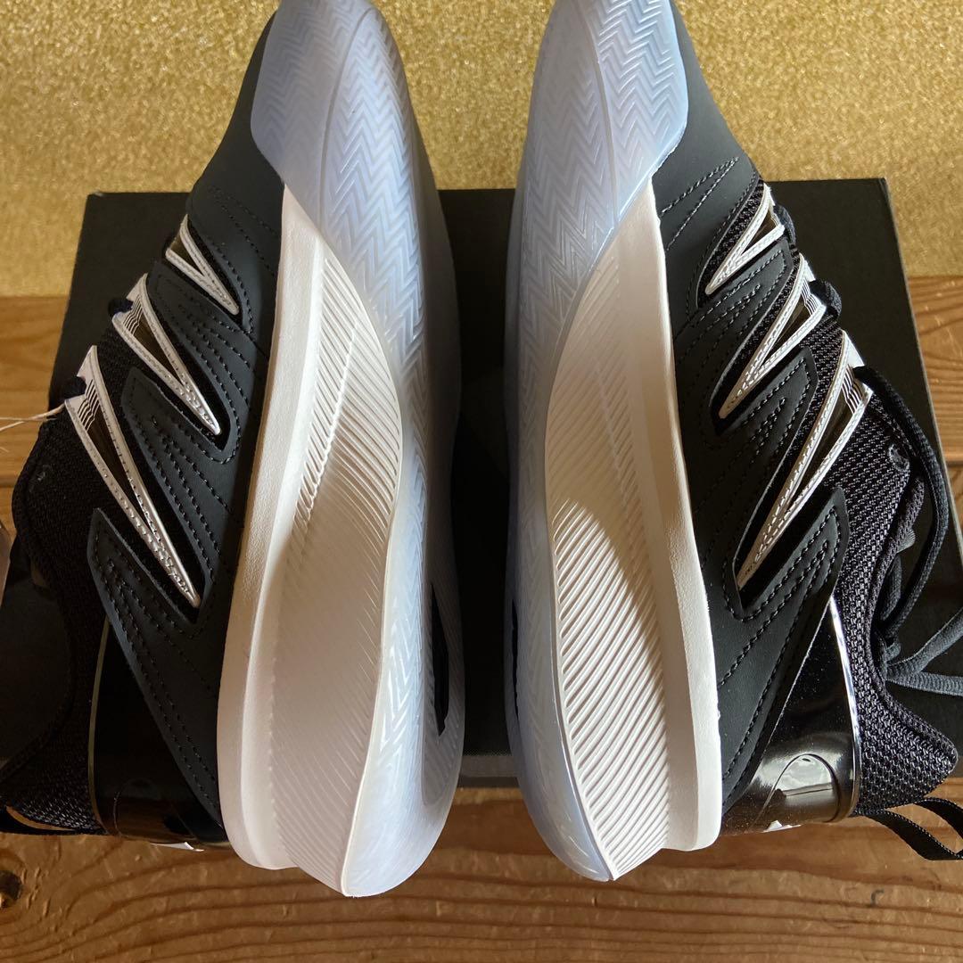 24時間発送/新品adidas Dame CERTIFIED3バスケシューズ