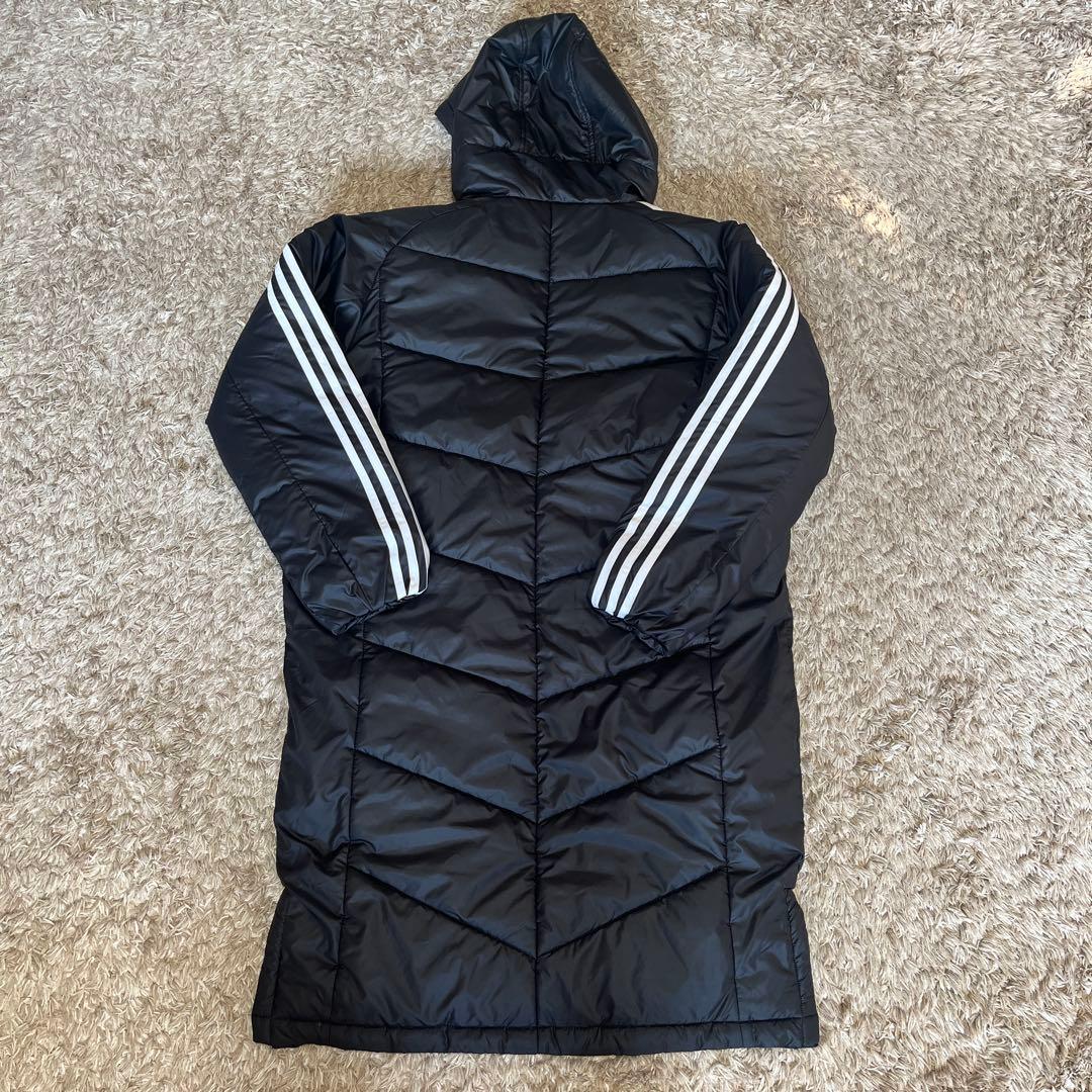 adidas ブラック パデッドコート フード付き