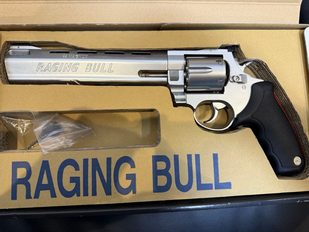 マルシン TAURUS RAGING BULLリボルバー 8.375 BB弾付