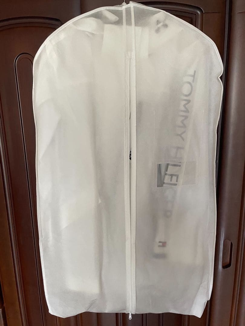 トミーヒルフィガーのナイロンジャケット　2XL