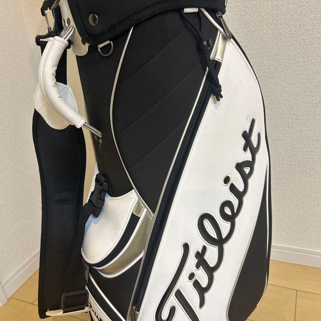 Titleist ゴルフバッグ・キャディバッグ　美品　タイトリスト　フード未使用
