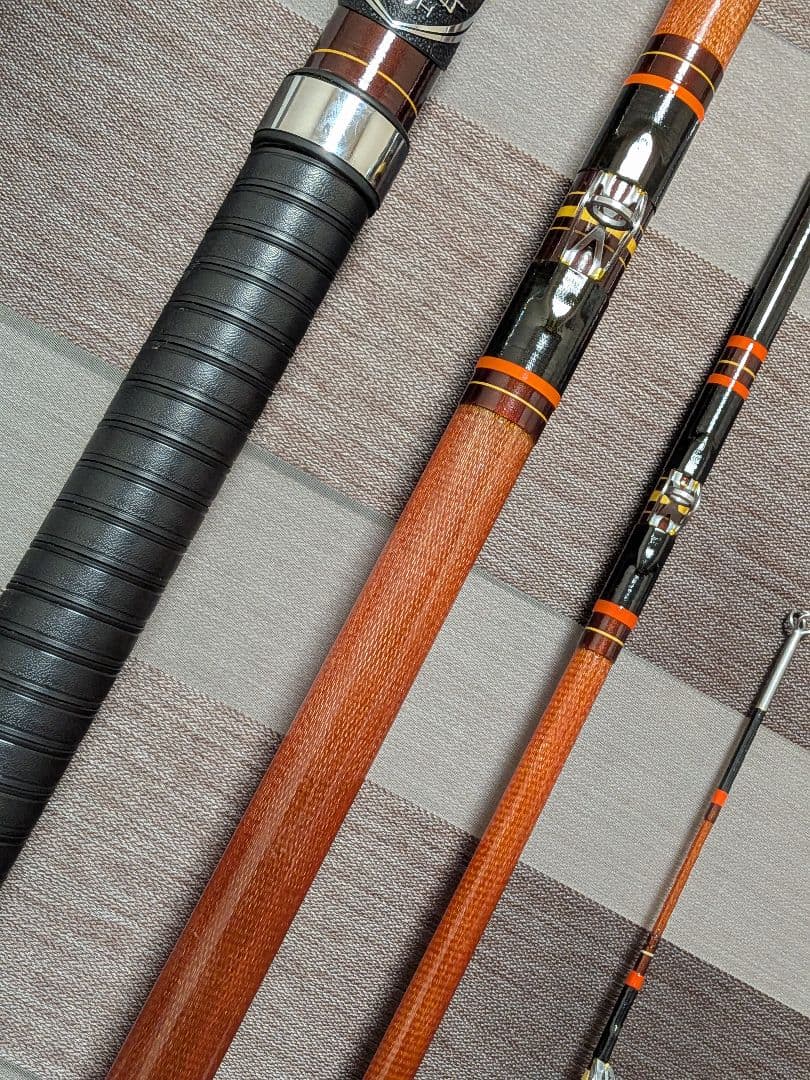奇跡的新品！ダイワ絶海2号H4本継ぎ底物竿