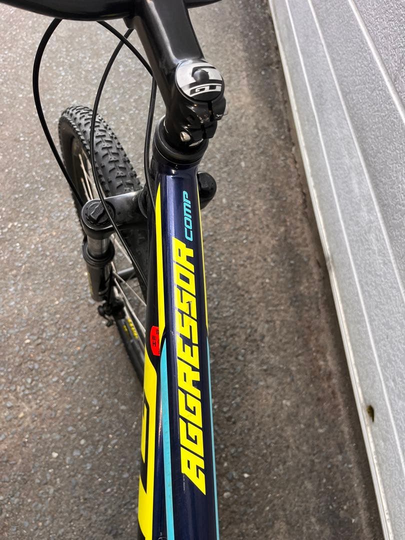 GT BIKEアメリカモデル:AGGRESSOR COMP前後輪ディスクブレーキ