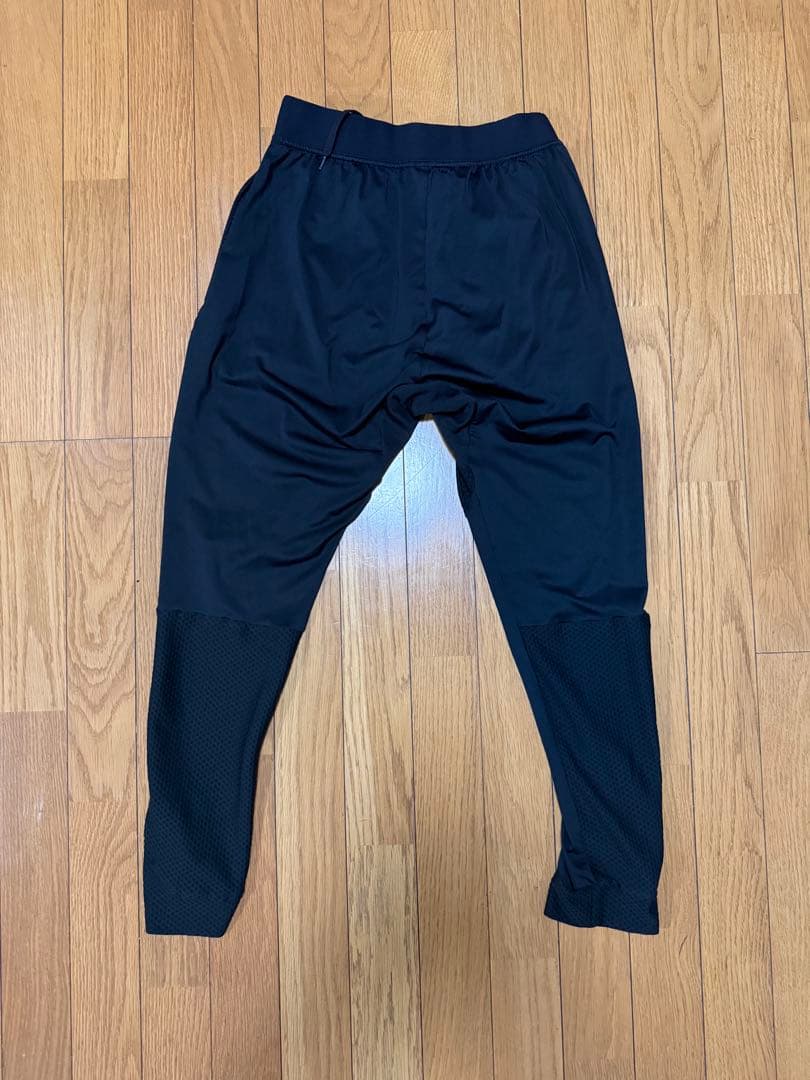 ATHLETA 黒 セットアップ L