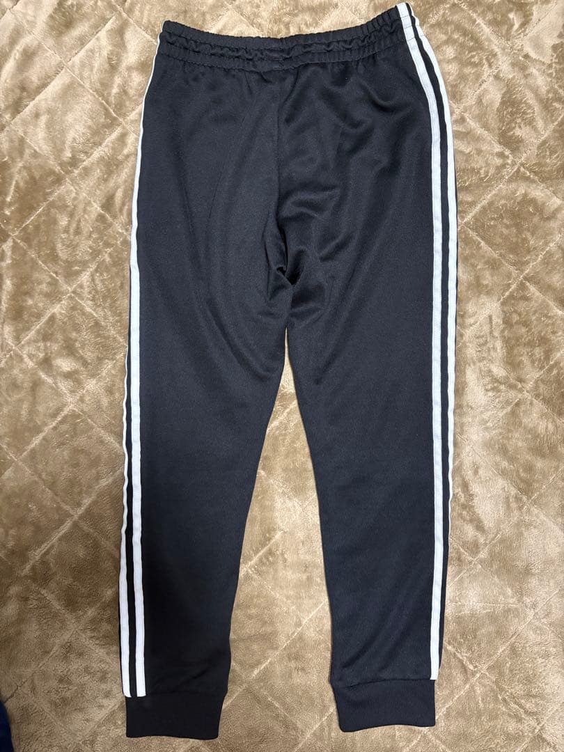 adidas originals ジャージ　ブラック