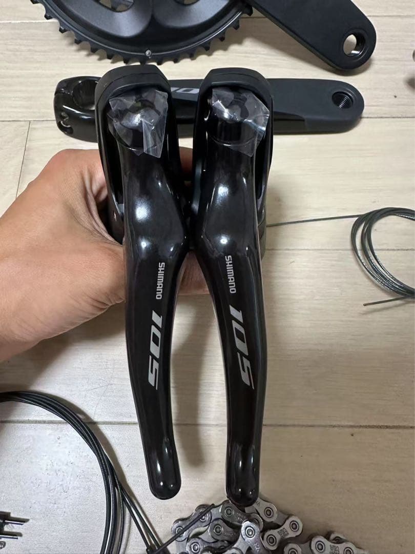 SHIMANO シマノ　105 R7000 11速 コンポセット　BB付き