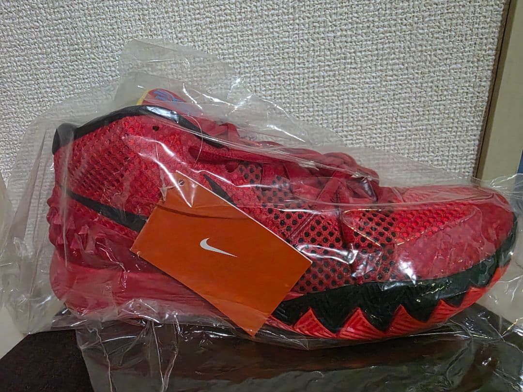 (値下げ)希少モデル　Nike カイリー1バスケットボールシューズ レッド