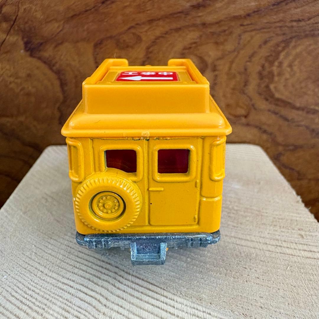 トミカ 1/60 トヨタ ランドクルーザー 道路公団車 76