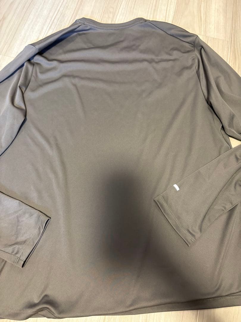 Nike DRI-FIT 長袖Tシャツ グレー　ランニングシャツ