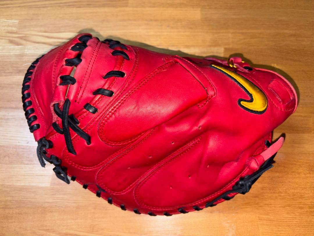 パ*ネ様 Nike 軟式グローブ キャッチャーミット　赤　城島モデル
