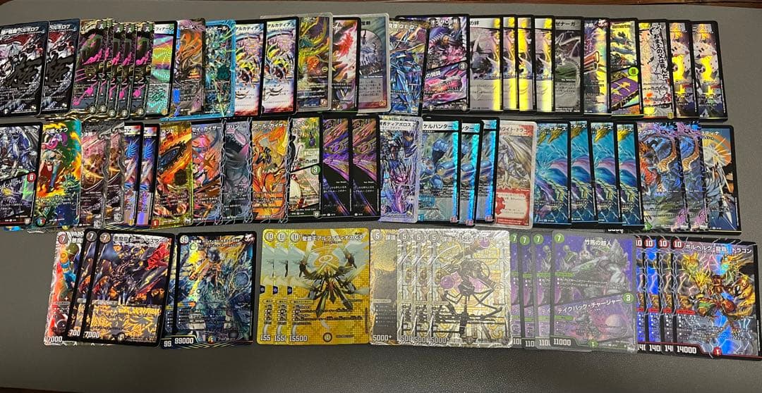 s*レ様 デュエマ引退品　3000枚以上