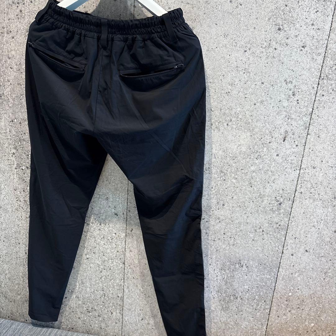 マークアンドロナ　パンツ