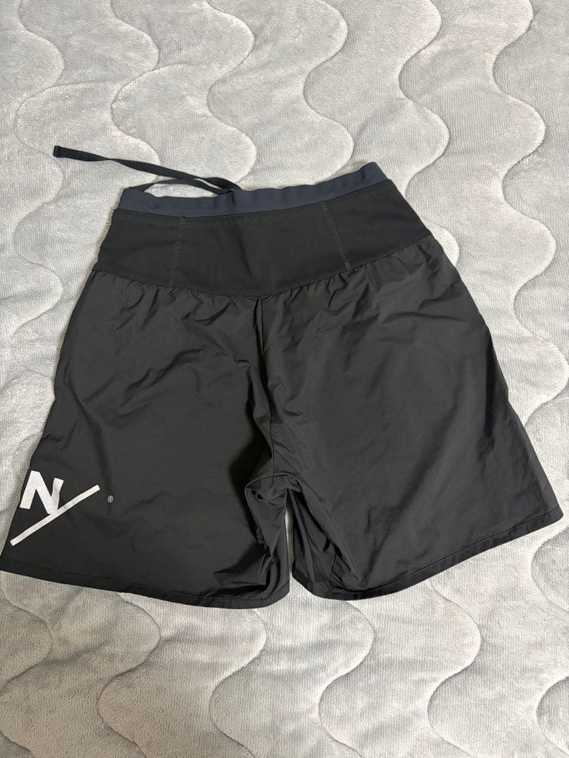 【美品】THE NORTH FACE ランニングパンツ Mサイズ