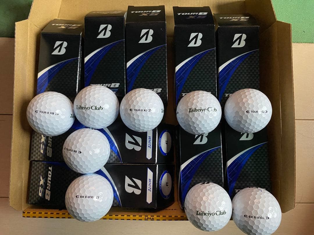 新品‼️ブリヂストン TOUR B XS ゴルフボール 20個セット