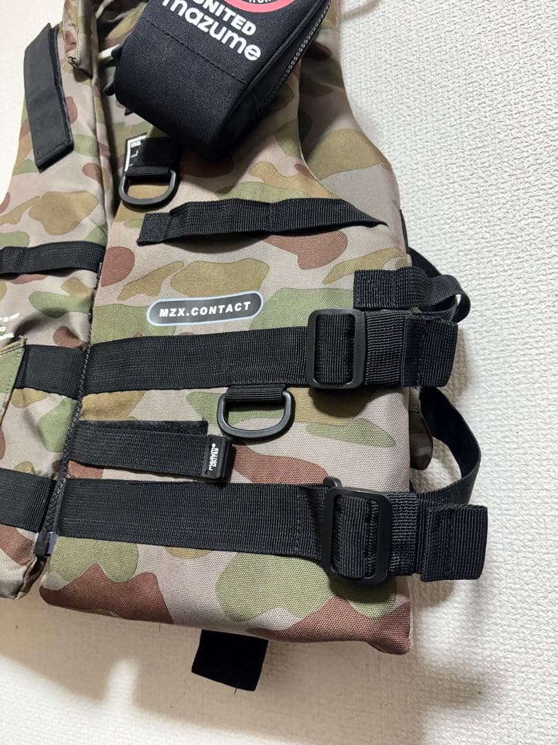 【新品・値下げ中！】 マズメ コンタクトライフジャケット カモ フリー