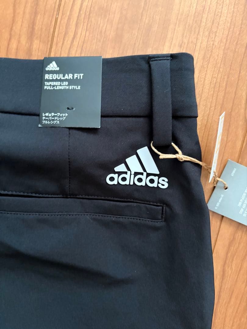 adidas EXストレッチアクティブ ブラックパンツ