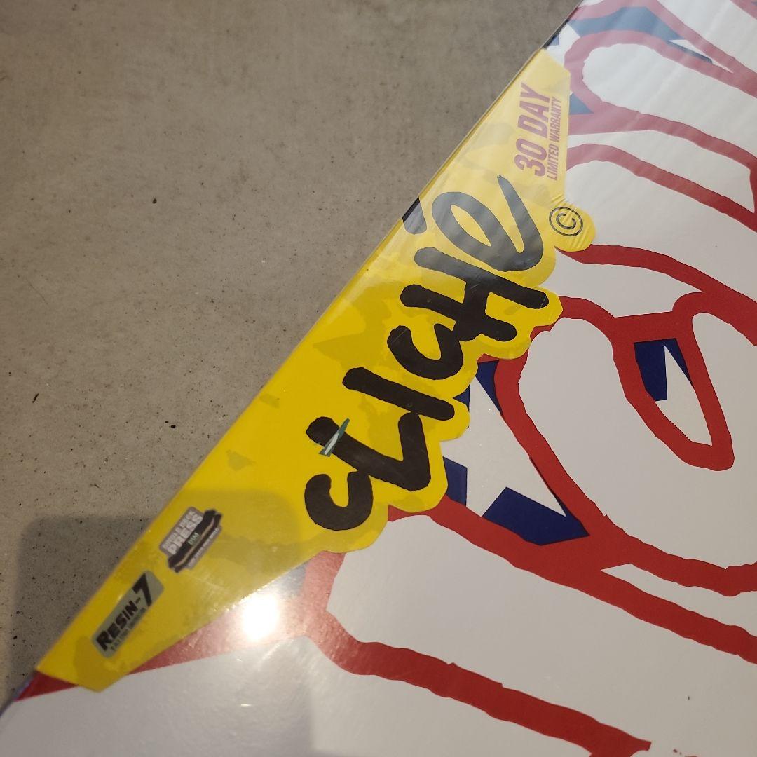 新品　スケボー　デッキ　CLICHE クリシェ　7.5インチ