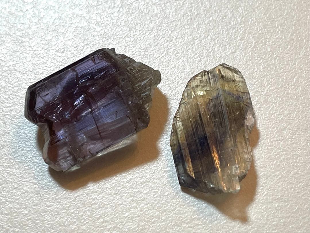 鉱物標本　Tanzanite タンザナイト非加熱　タンザニア産