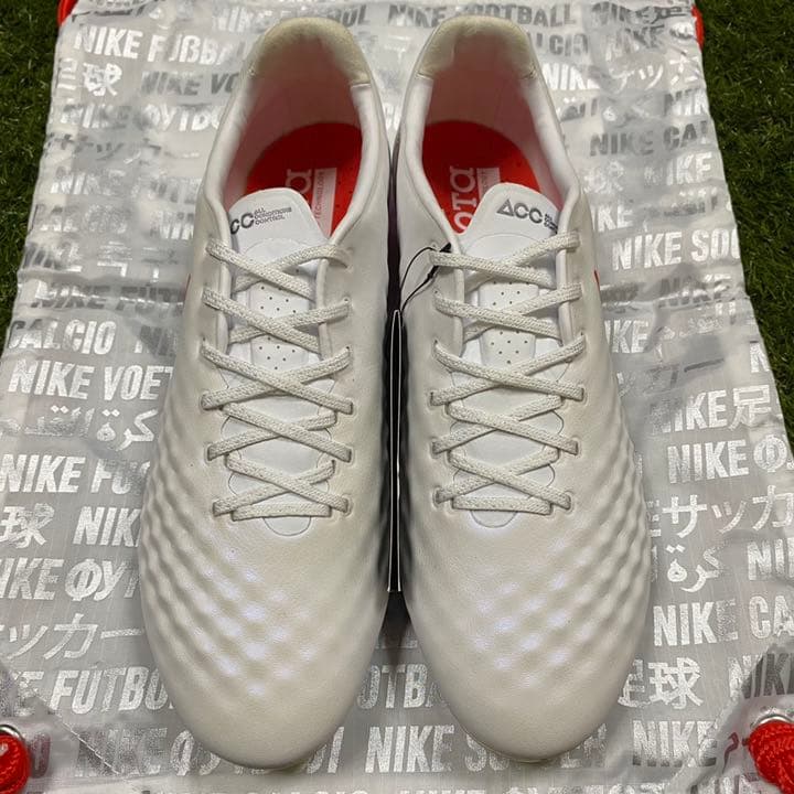 NIKE Magista Opus Ⅱ FG 26.5cm