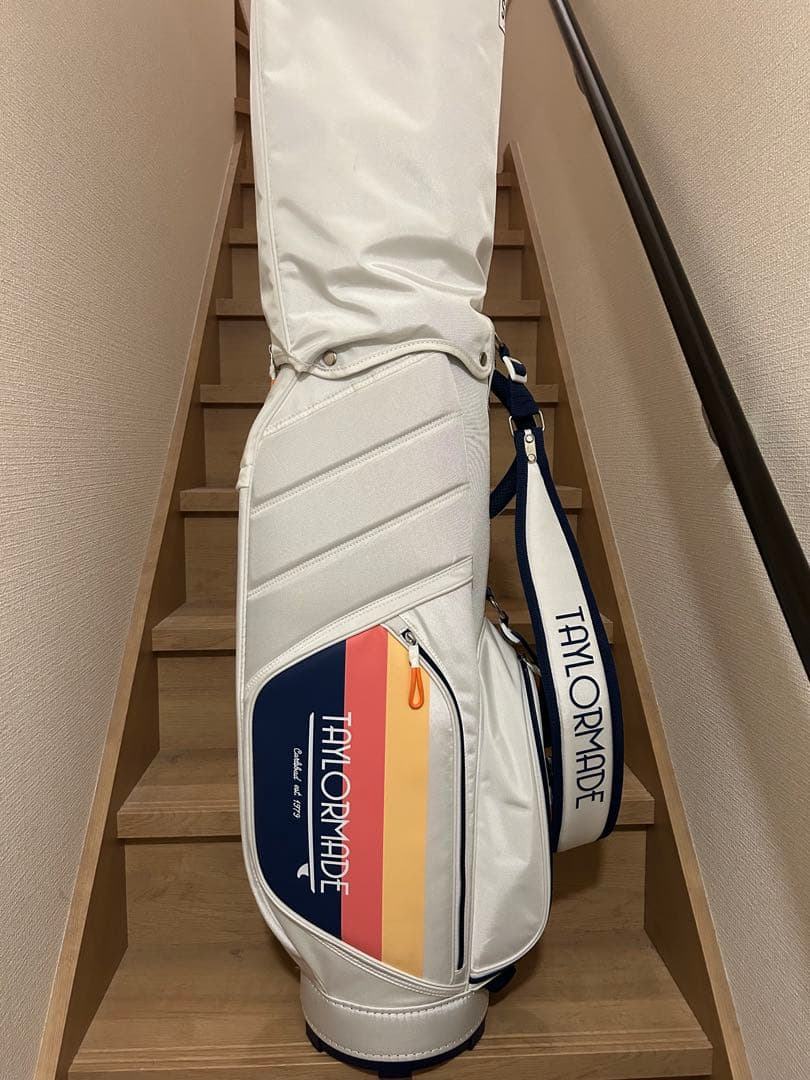 テーラーメイド　キャディバッグ　ゴールデンステートTaylorMade 送料込み