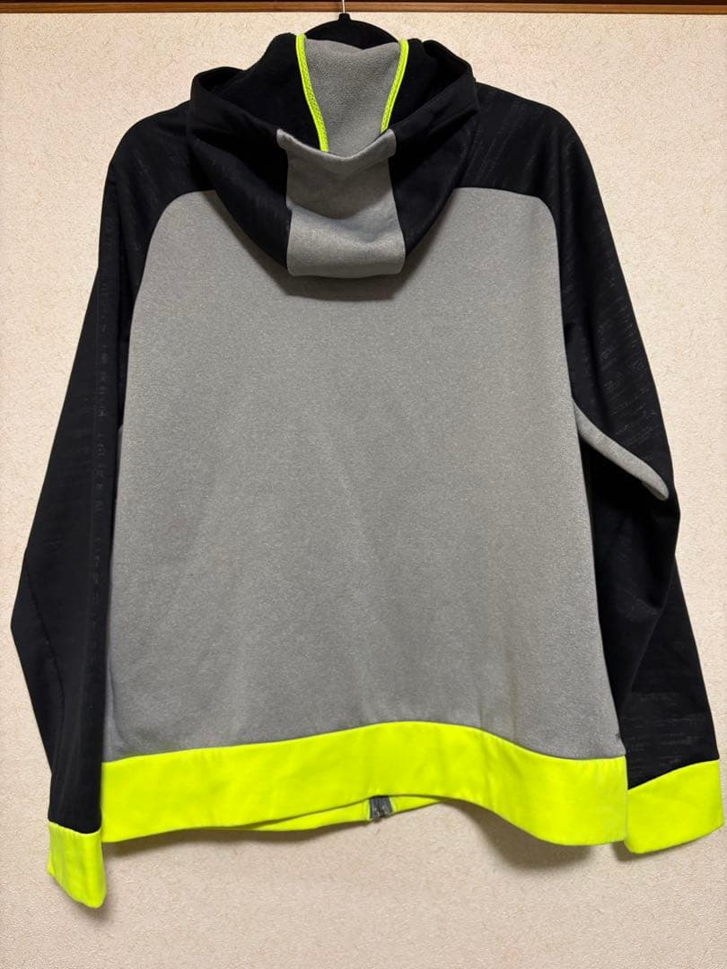 NIKE セットアップ　ジャージ上下　グレー　フード付き