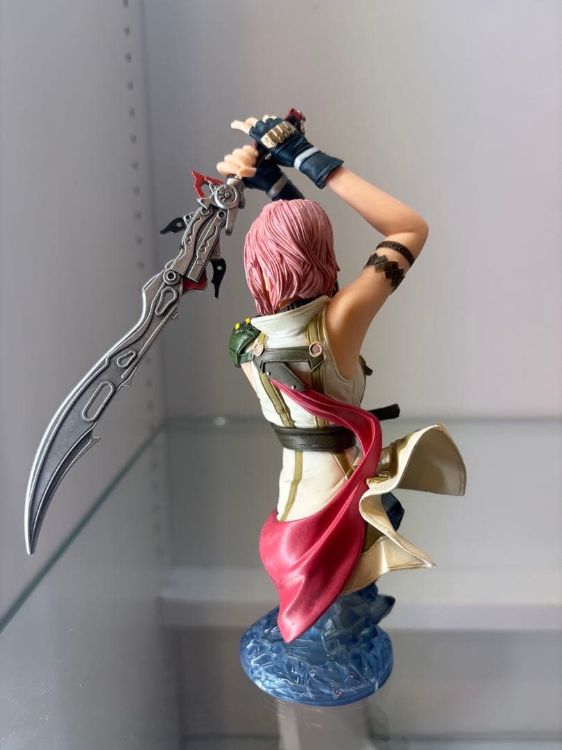 STATIC ARTS BUST ライトニング