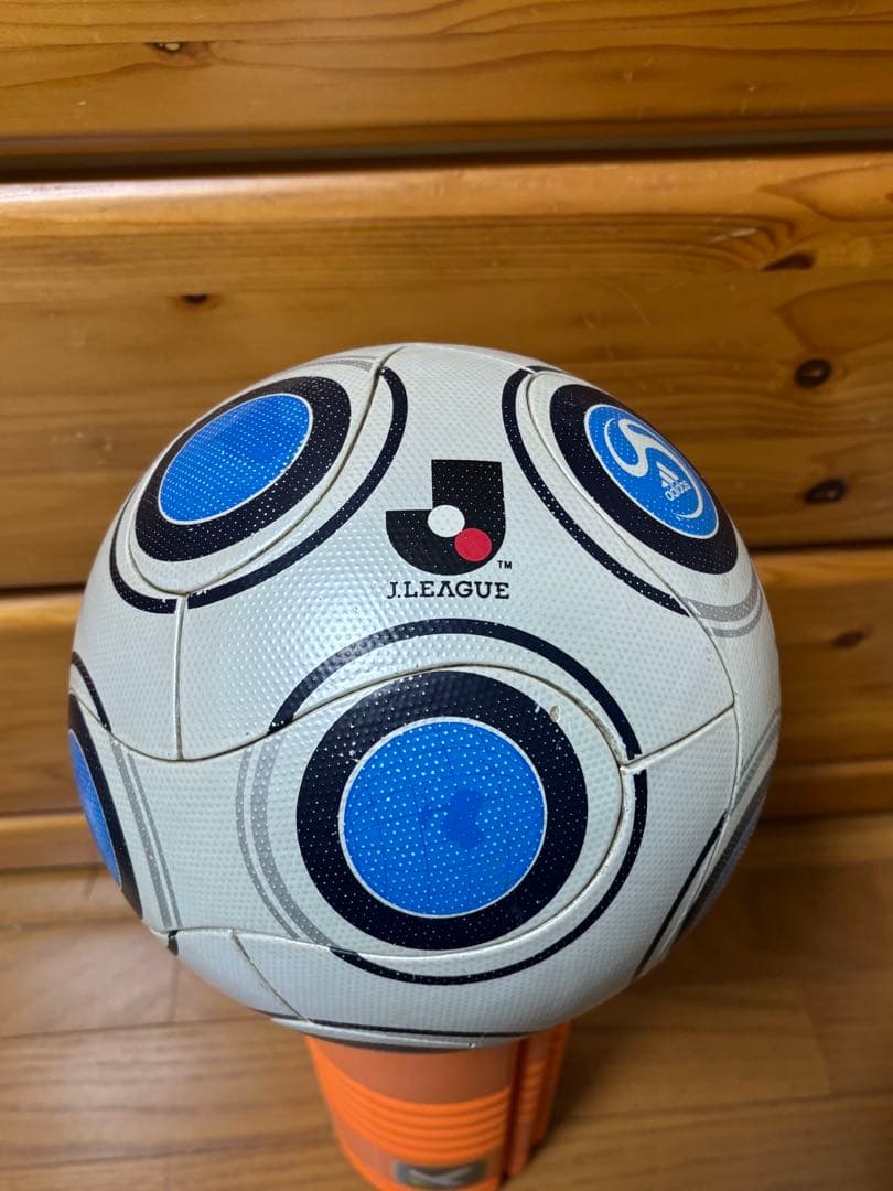 Jリーグ公式試合球　adidas サッカーボール　5号球