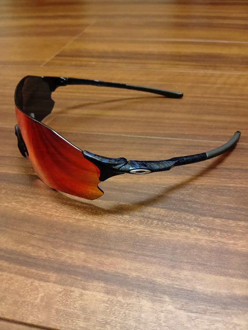 Oakley EVZEROスポーツサングラス 偏光レンズ