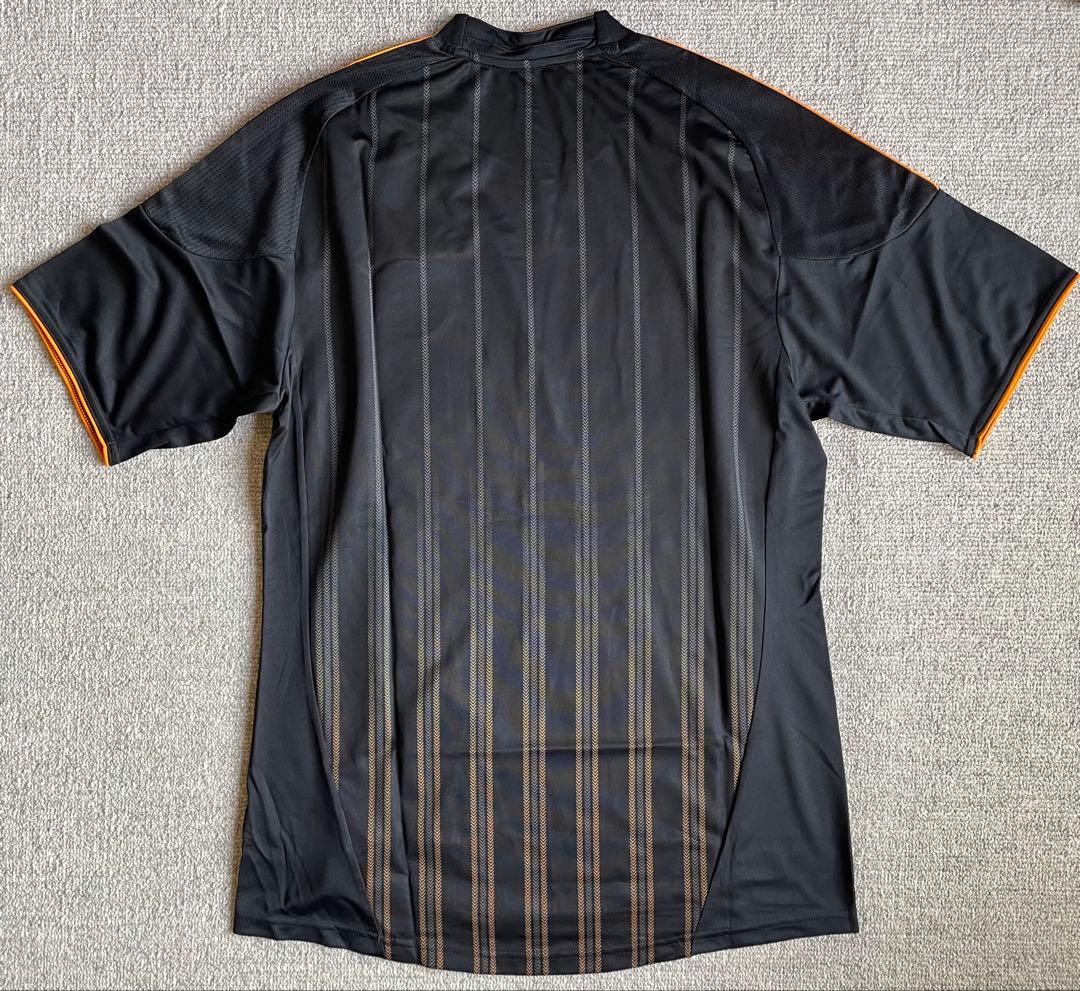 【新品】チェルシー　10-11シーズン ユニフォーム　サイズＯ（XL）