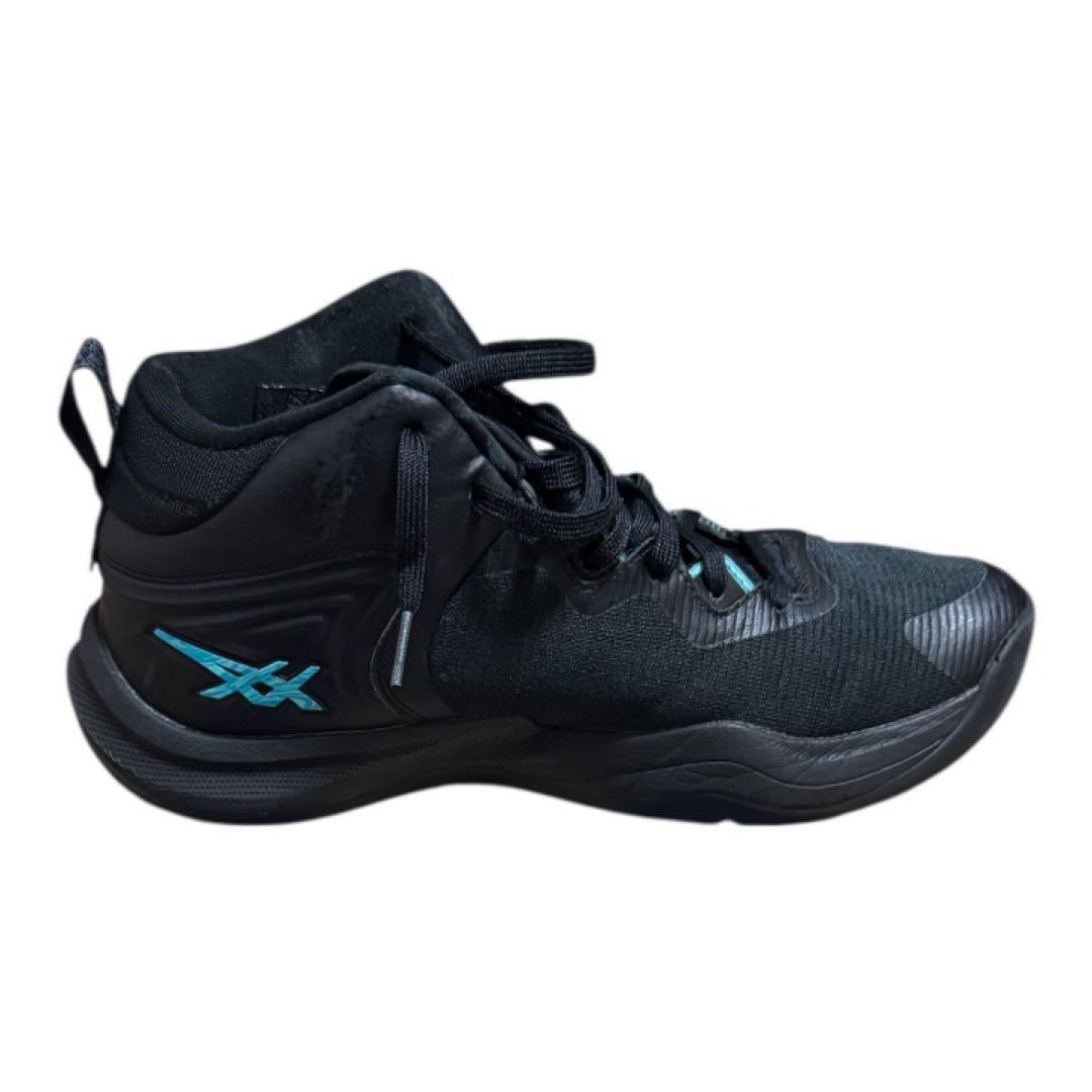 ASICS アシックス　バスケットボールシューズ NOVA SURGE3