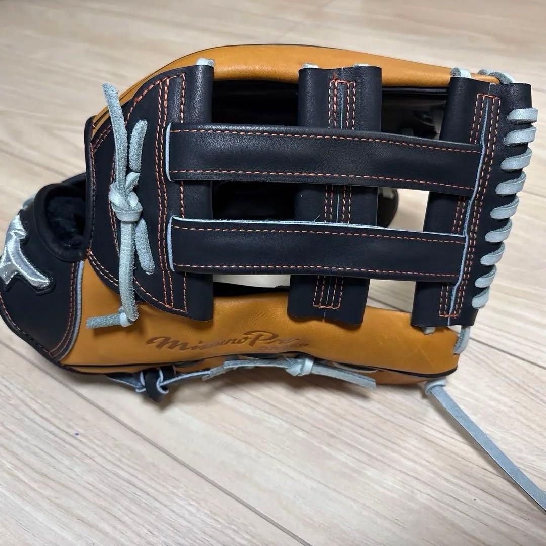 ぬ*ん様 Mizuno 硬式グローブ 外野手用　オレンジ/黒 オーダーグラブ20