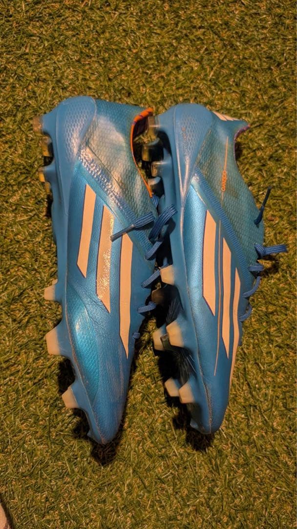 アディゼロ　F50 26.5