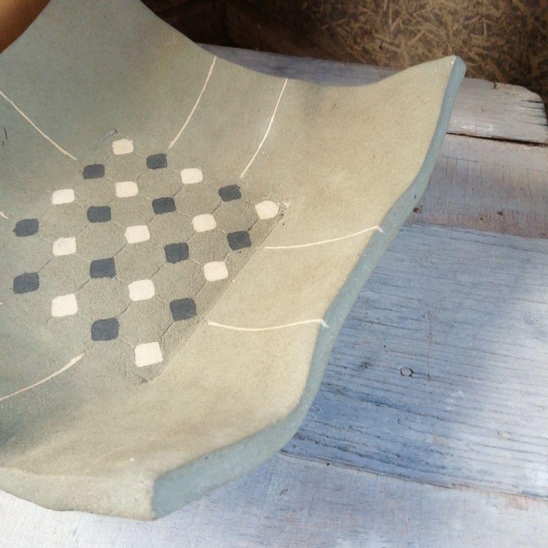 萬古焼　照山　笹岡敏夫　格子文角鉢　27cm