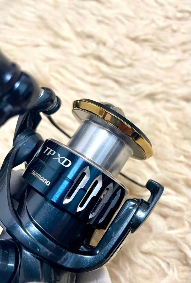 17ツインパワーXD C3000HG 　　　　　スピニングリール (中古)