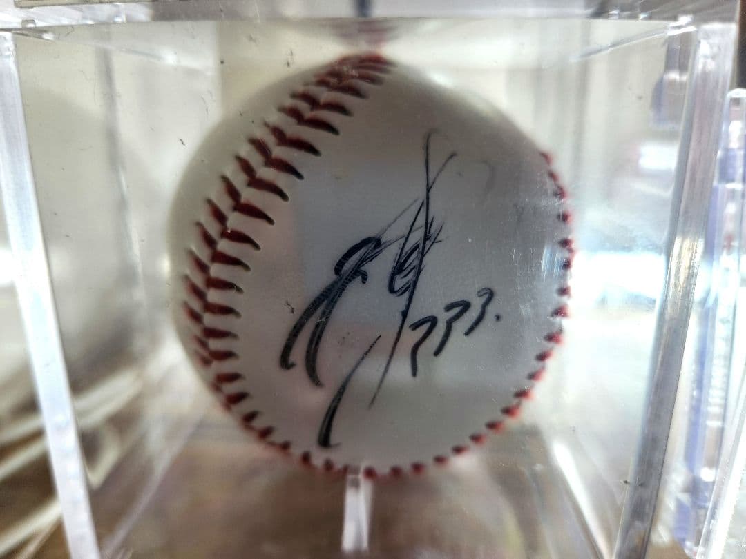 広島東洋カープ 菊池涼介 直筆サインボール&プリントサインカード Carp