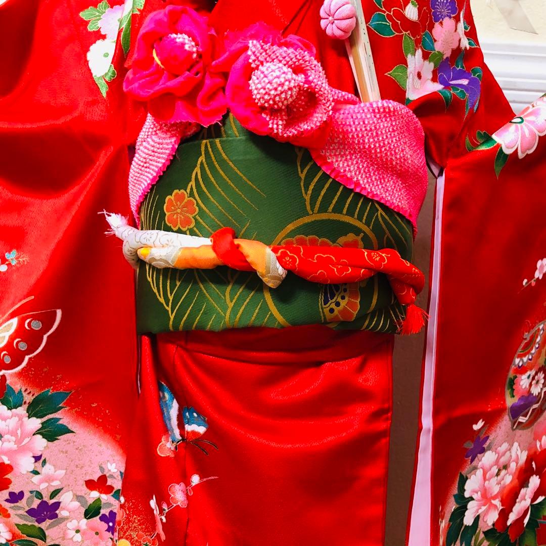 豪華7歳完全フルセット⭐︎未使用しつけ糸付き人気赤地蝶々花々金彩煌びやか際立つ逸品