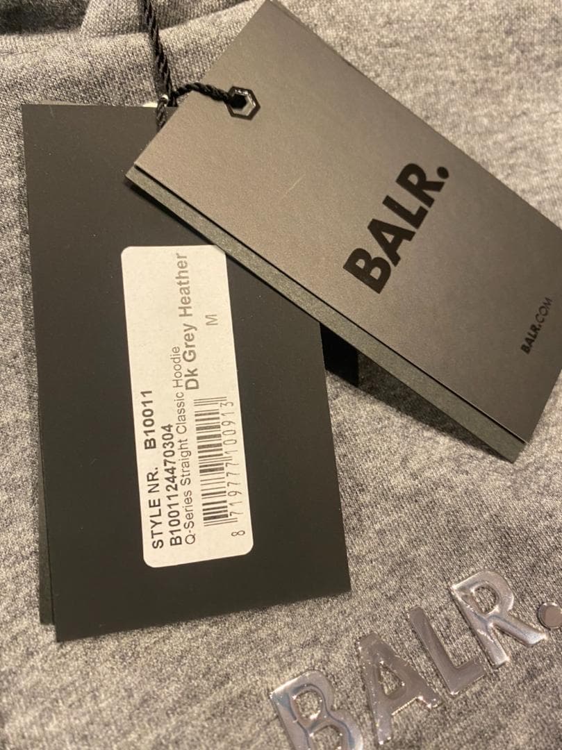 BALR.パーカーグレー　B10011