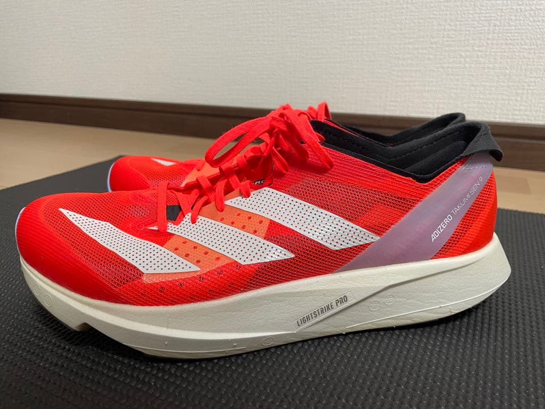 美品　ADIZERO タクミセン9 26.0cm