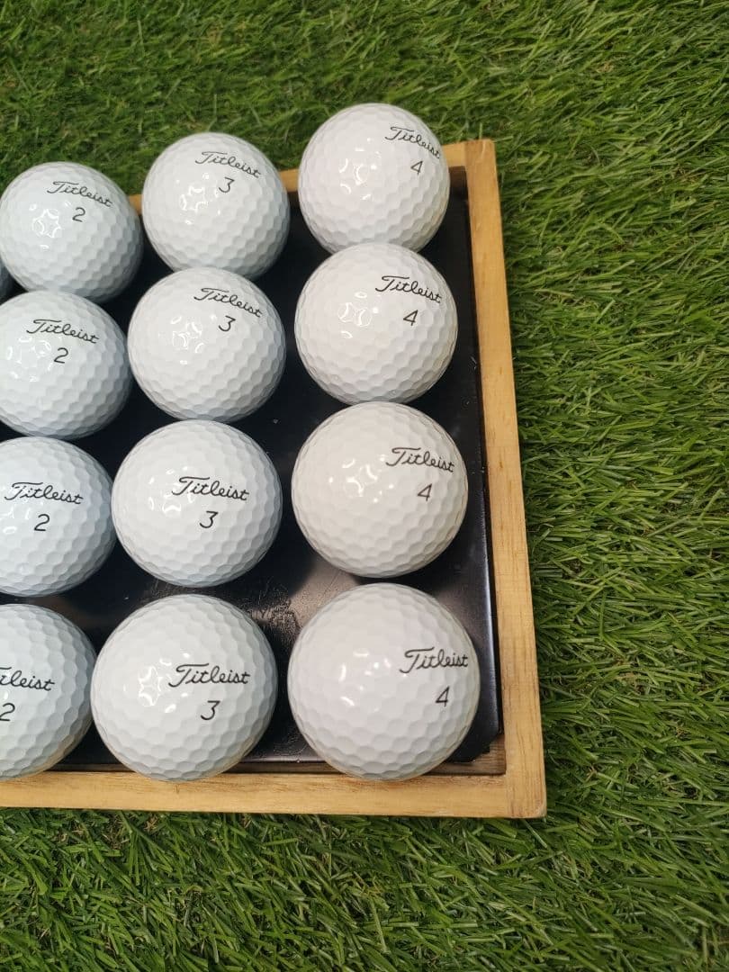 タイトリストPROV1　2023年モデル優良ロストボール20個。