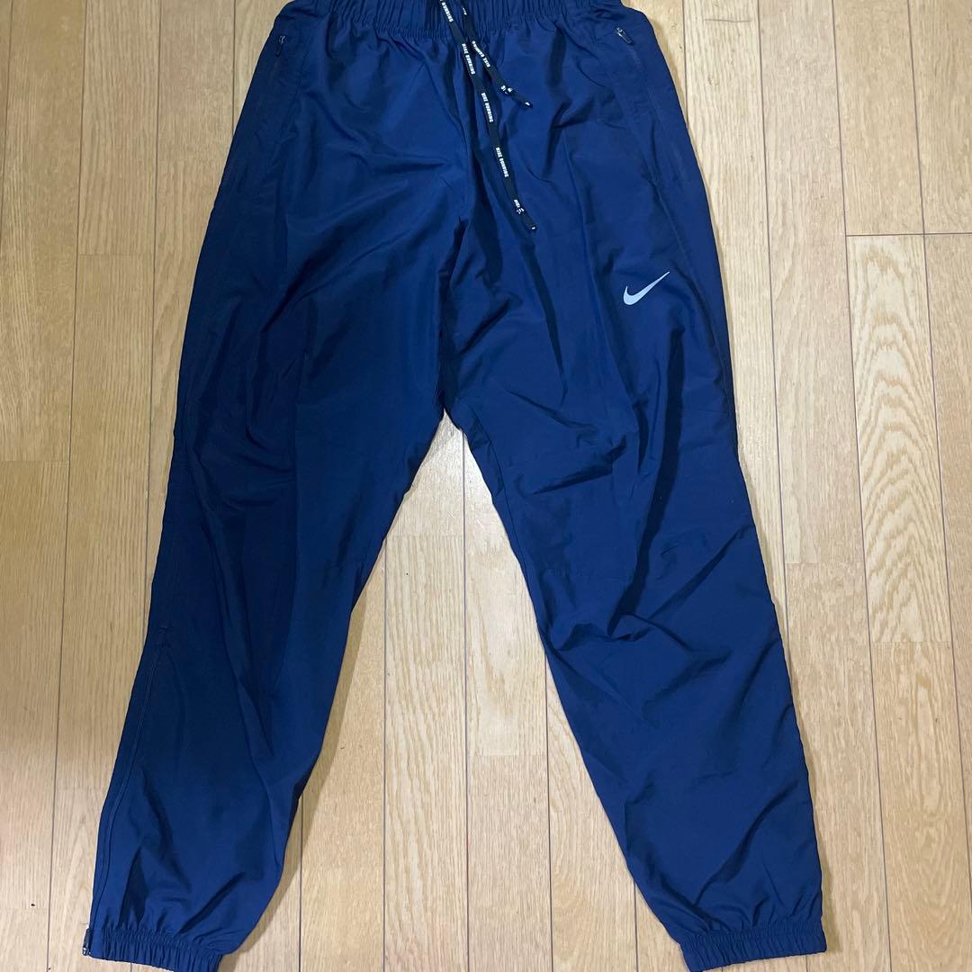 NIKE ウィンドブレーカー上下セット　紺色　サイズM