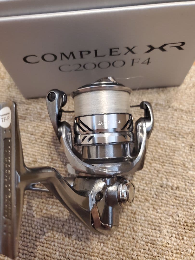 リール COMPLEX XR C2000 F4