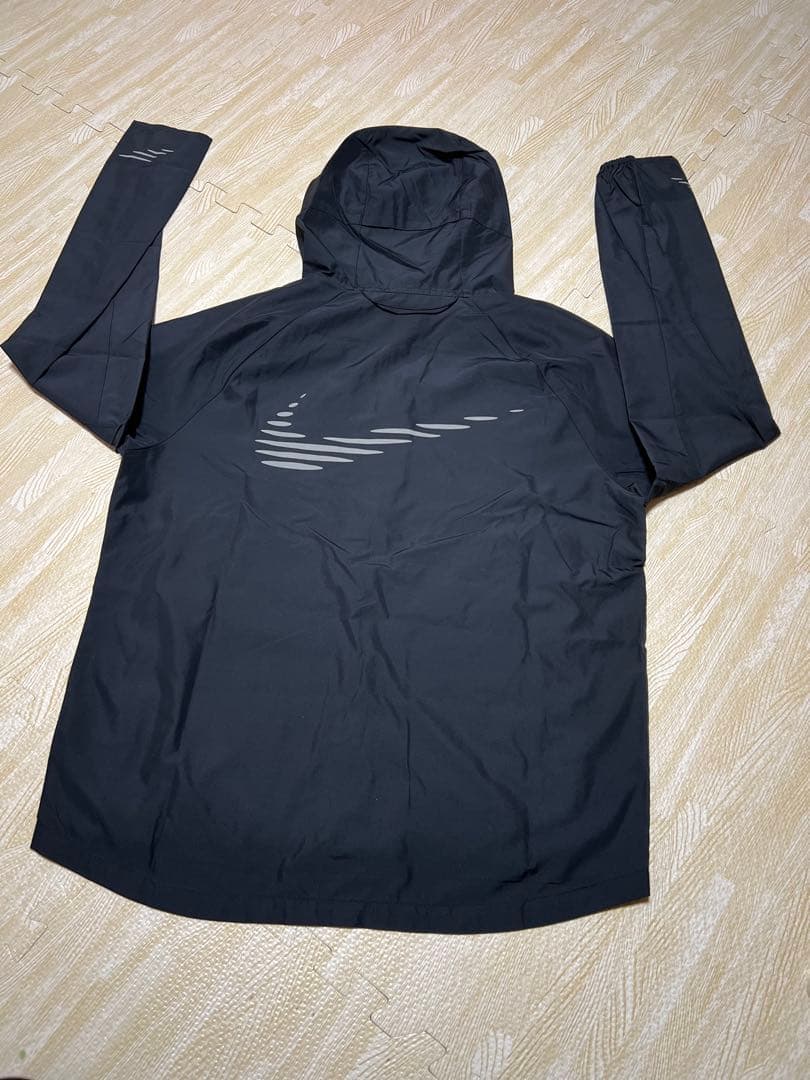 【新品 】Nike ウィンドブレーカー ブラック Sサイス